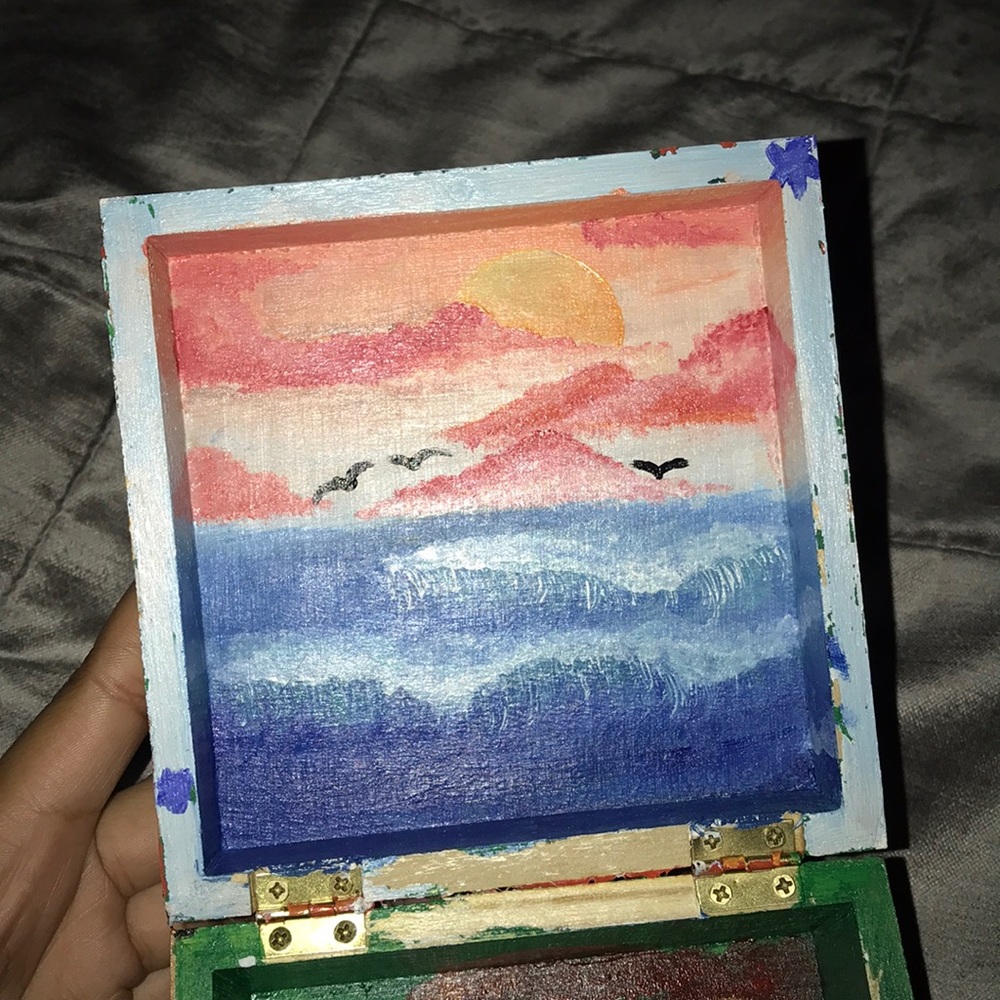 Love Box💕 - Picture 4 of 6